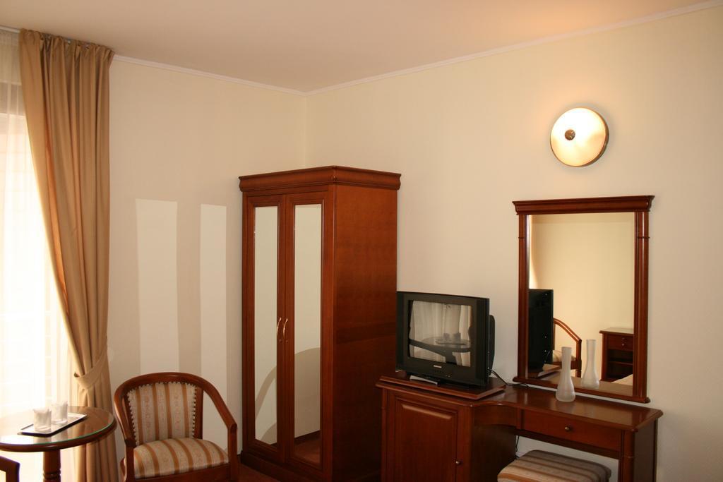 Hotel Sarmis Deva Exterior foto